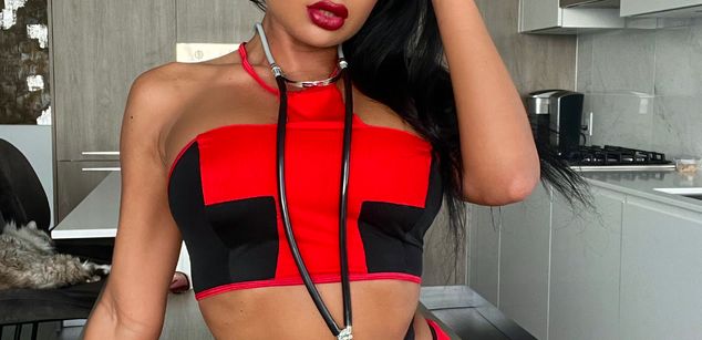 Model - KendalLuxx dominatrix