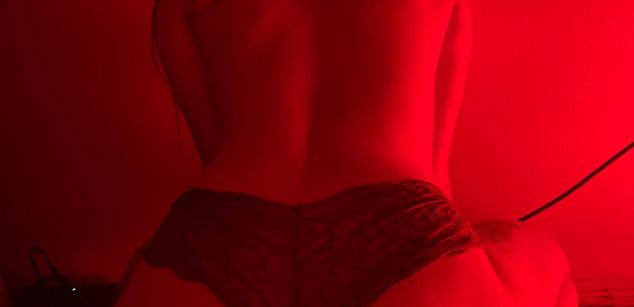 Model - Amy Banma tattos