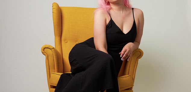 Model - Olisunny squirt