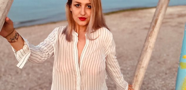 Model - MayaTrainor joi