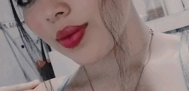 Model - Hot Latina mujer