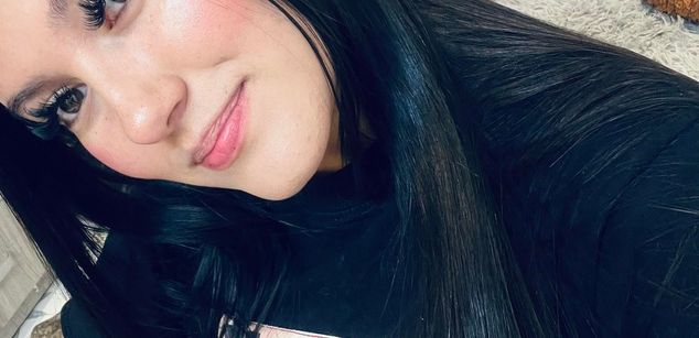 Model - Mara Castillo latina