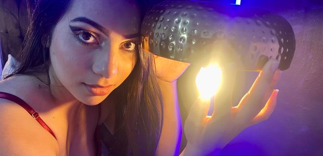 Model - PamelaDember squirt