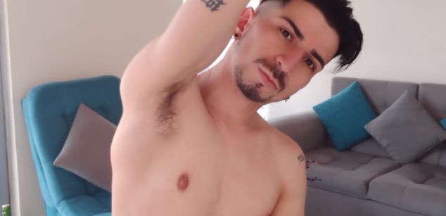 Model - LIAM-JACKOFF naked