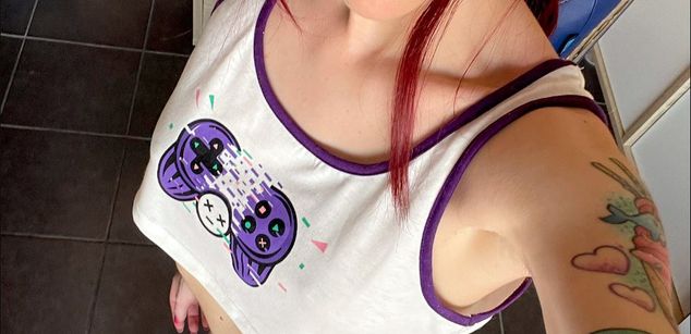 Model - Indriya2x0 skinny