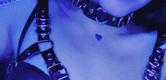 Model - FEET ADDICTION bdsm