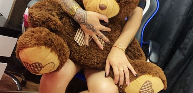 Model - KHUXXANDSOFIIASTORM CUERPOCURVIADO