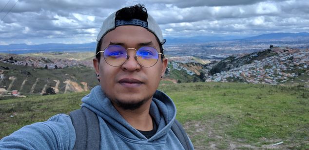 Model - Frank Efron cei