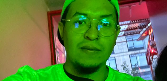 Model - Frank Efron cei