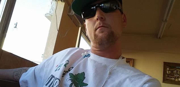 Model - BIGSEXY smoke