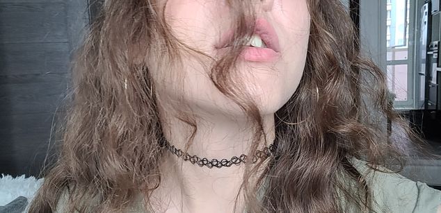 Model - Alice footfetish