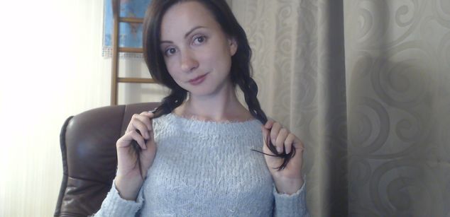 Model - Mia Vagi slim