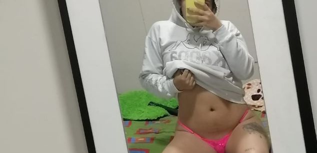 Model - Cintya Morris heels