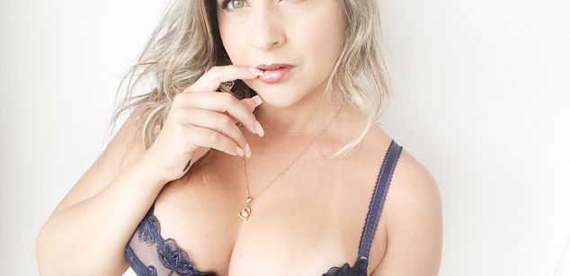 Model - VickStar bigass