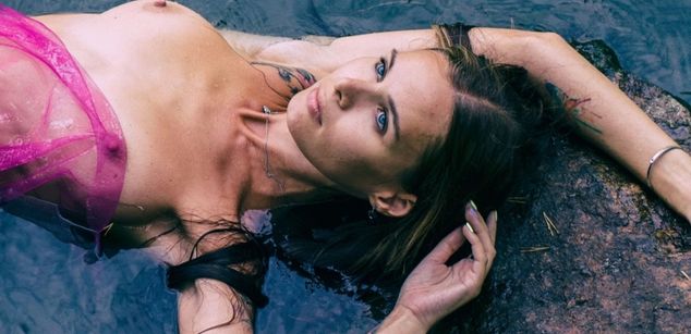 Model - Agata Bryant dirtytalk