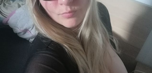 Model - MaraBoobs milf