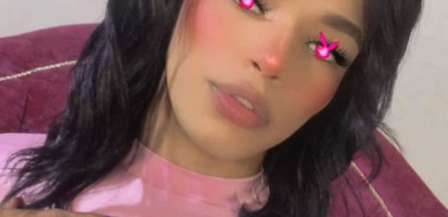 Model - ariadna nahala woman