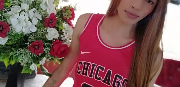 Model - ariadna nahala woman