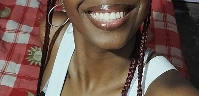 Model - GiannaChocolat slim