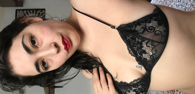 Model - Mulanlove strip