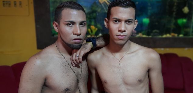 Model - luc_and_mathy play