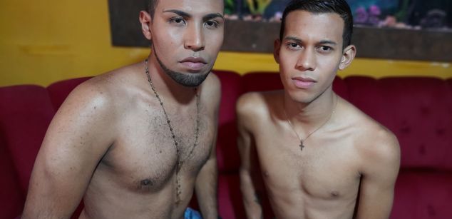 Model - luc_and_mathy play