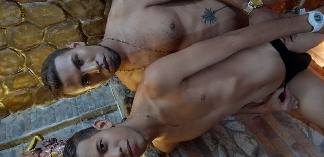 Model - luc_and_mathy play