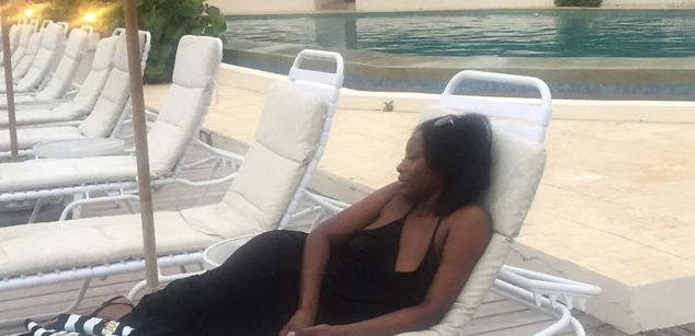 Model - GoddessSolo hands