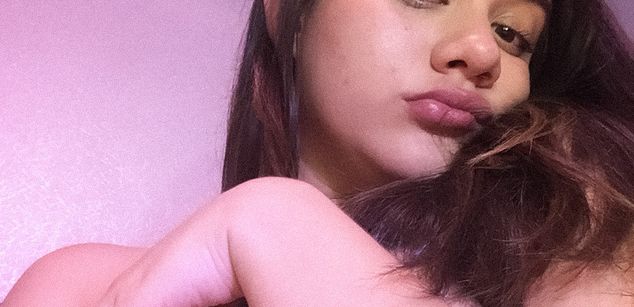 Model - ChloeMontes BOOTY