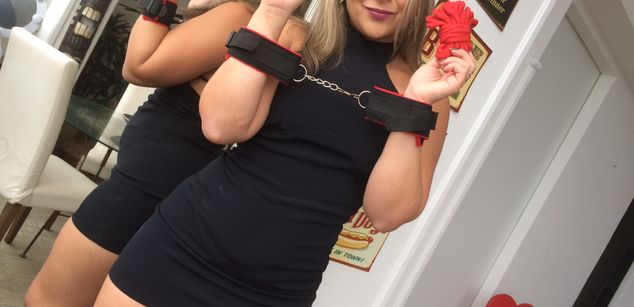 Model - VickStar bigass