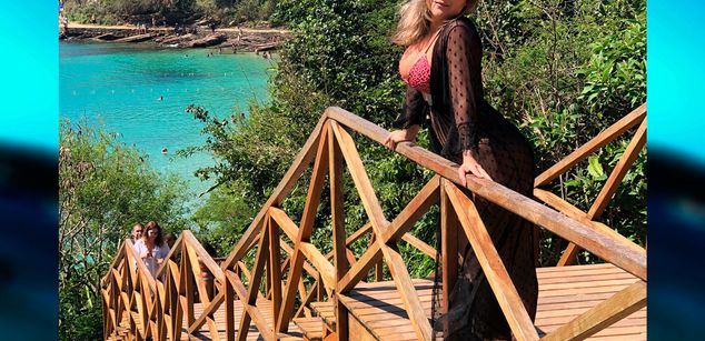 Model - VickStar bigass