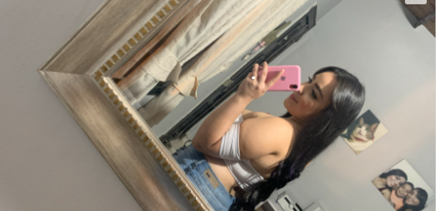 Model - Amy Rose cum