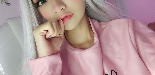 Model - Ms.Pickles squirt