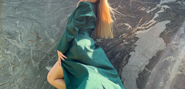 Model - LinaRose goddess