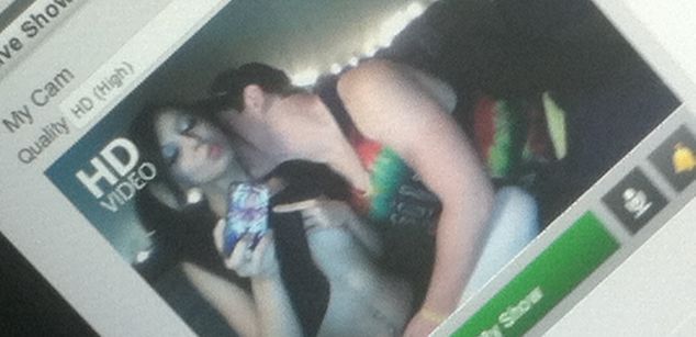 Model - ToriTakesBud 7