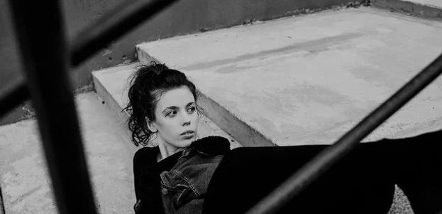 Model - BrianaHart smallboobs