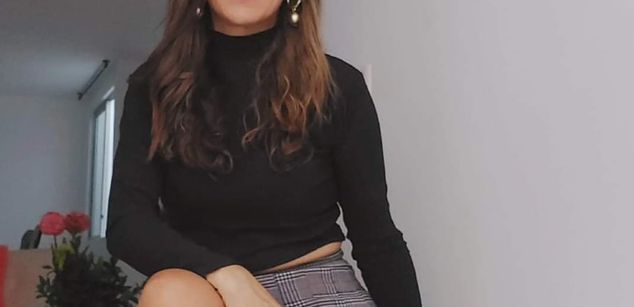 Model - AlexaSam divertida