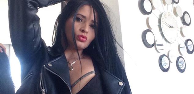 Model - veronica feet