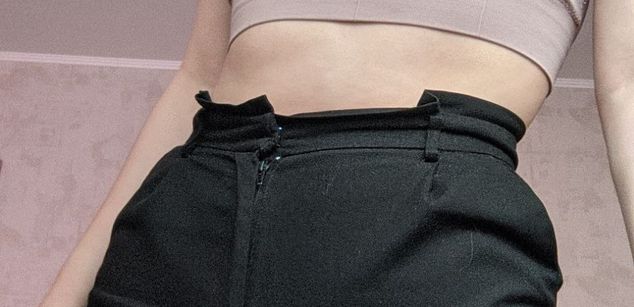 Model - Judie bigass