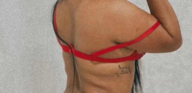 Model - Abby Marshall joi