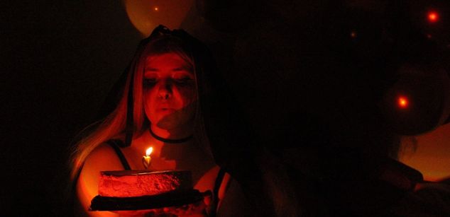 Model - santyLisa domination