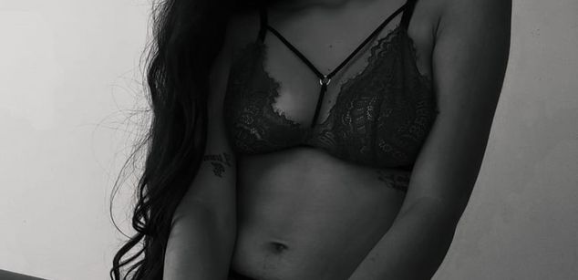 Model - JasmineRoberts Submissive