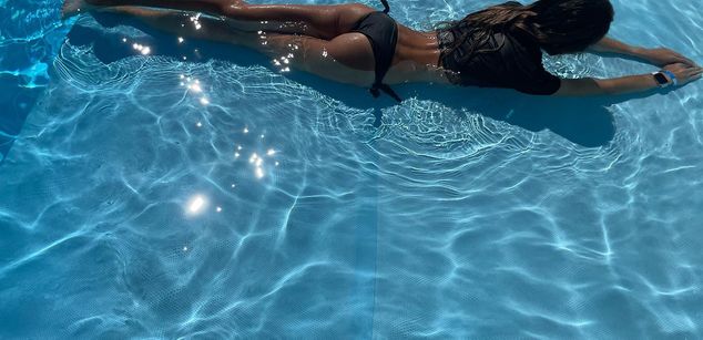 Model - YourLady1985 sexy