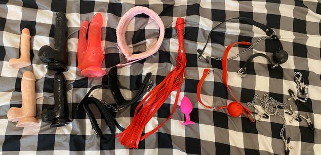 Model - santyLisa domination