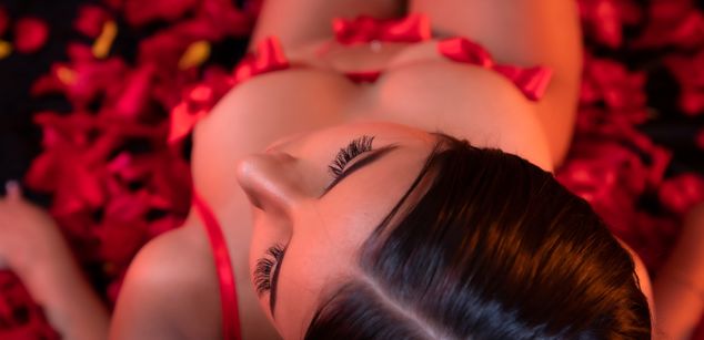 Model - Sharon Stark fetish