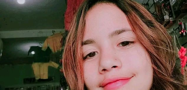 Model - MiaCarolina young