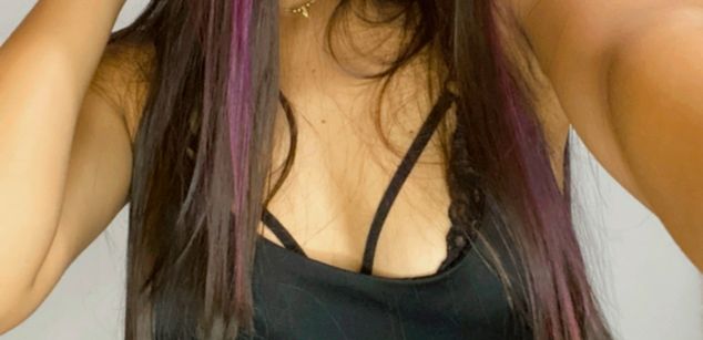 Model - ArianaColinns pussy