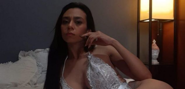 Model - Raquel Cruz naked