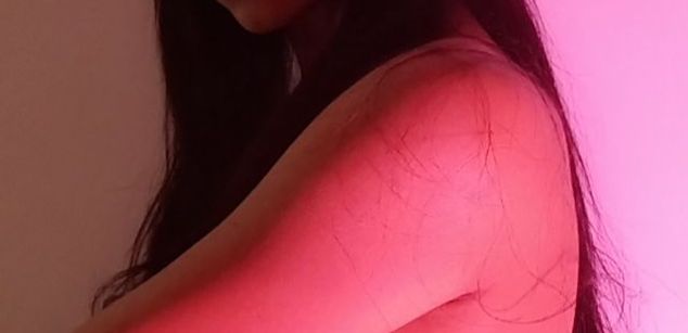 Model - Raquel Cruz naked