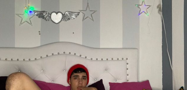 Model - JUAN masturbation